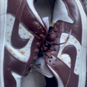 SUPREME DUNK LOW BROWN MAJOR STEAL!!